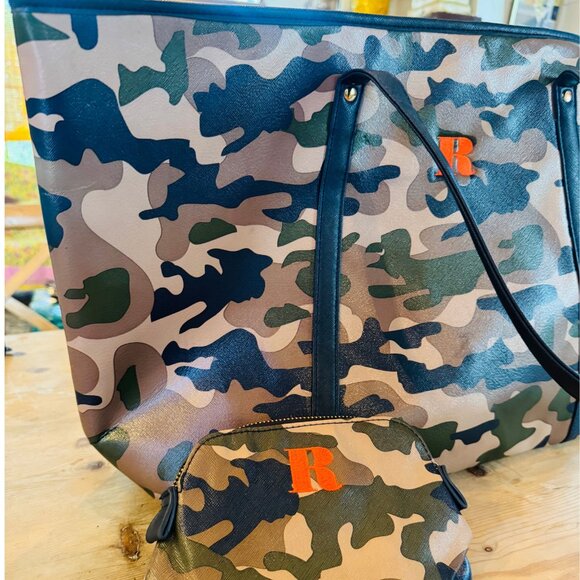 Mark & Graham Camo Tote Bag w/ Matching Pouch - Picture 1 of 9